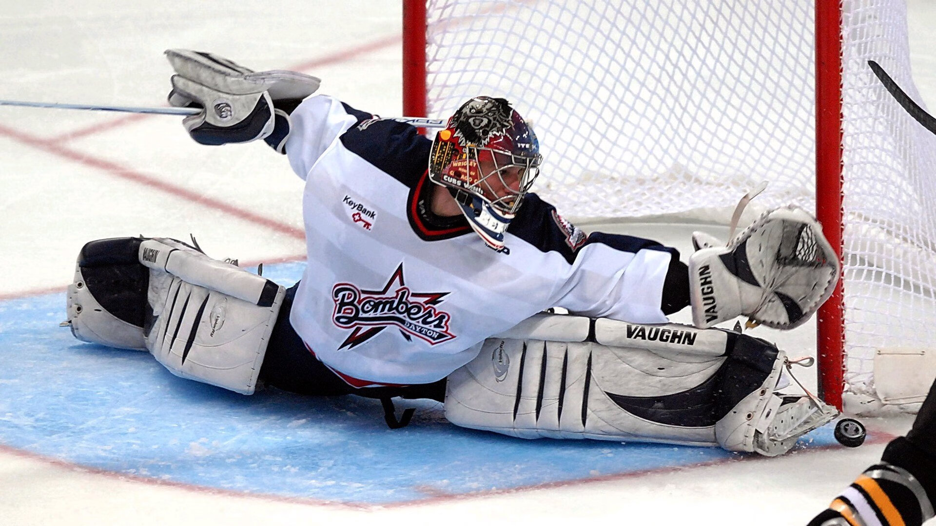 绿茵场与硬木地板的交响，当德甲争冠战遇上骑士压哨绝杀