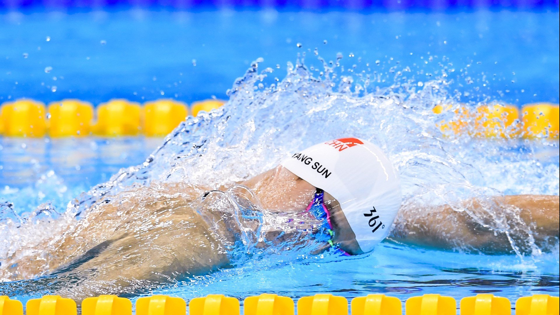 逆转之夜,从F1争冠到希腊奇迹,竞技体育的永恒魅力